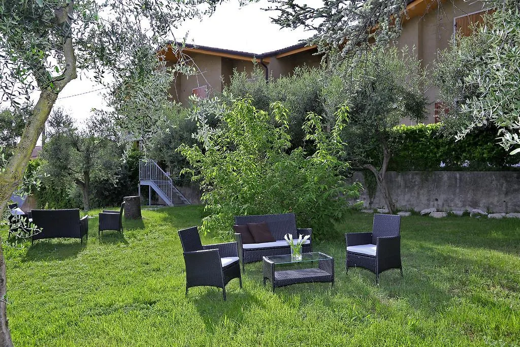Rooms Ai Poggi Bardolino Gasthof