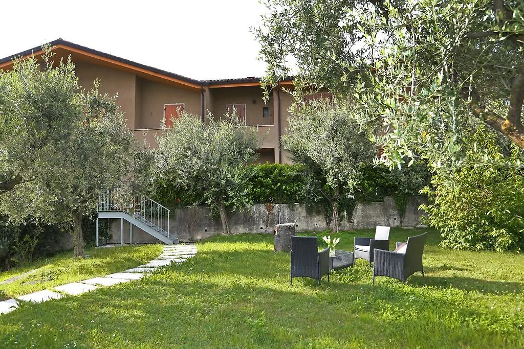 Rooms Ai Poggi Bardolino Gasthof